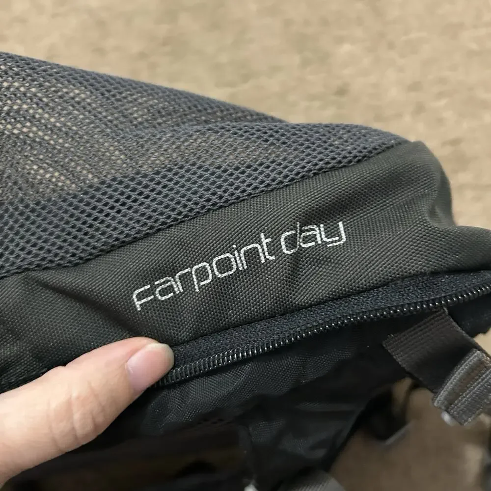 Osprey Farpoint Day Gray Backpack Daypack Travel Hiking Outdoor Bag
